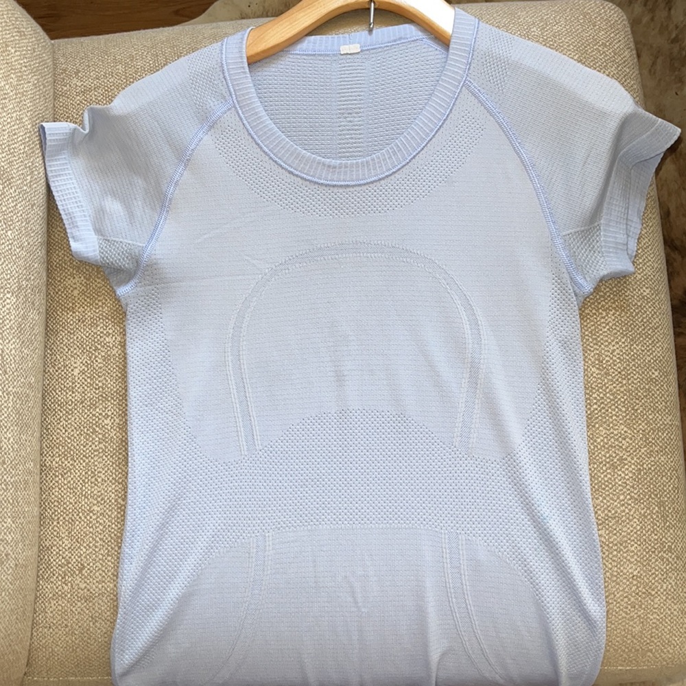 Lululemon run swiftly top size 4